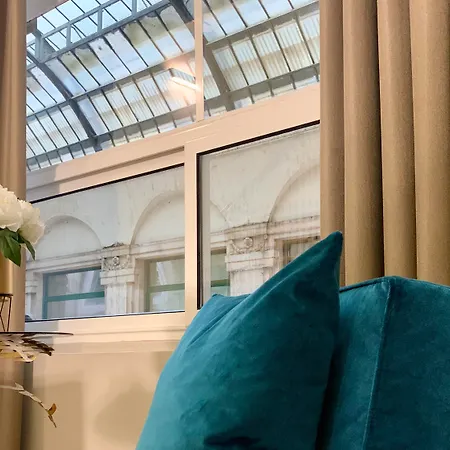Aparthotel Intomilan Galleria Duomo I Boutique & Design Milan