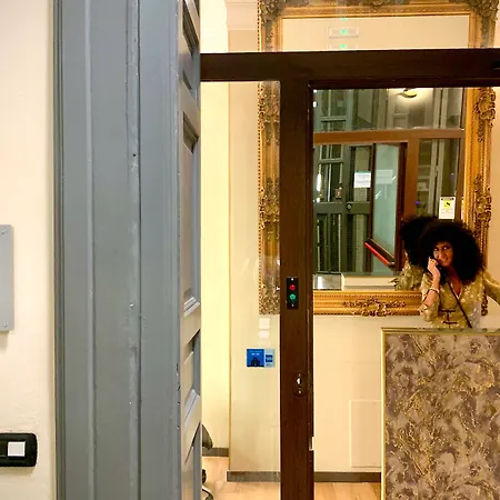 Intomilan Galleria Duomo I Boutique & Design Milan