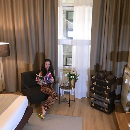 Aparthotel Intomilan Galleria Duomo I Boutique & Design Milan